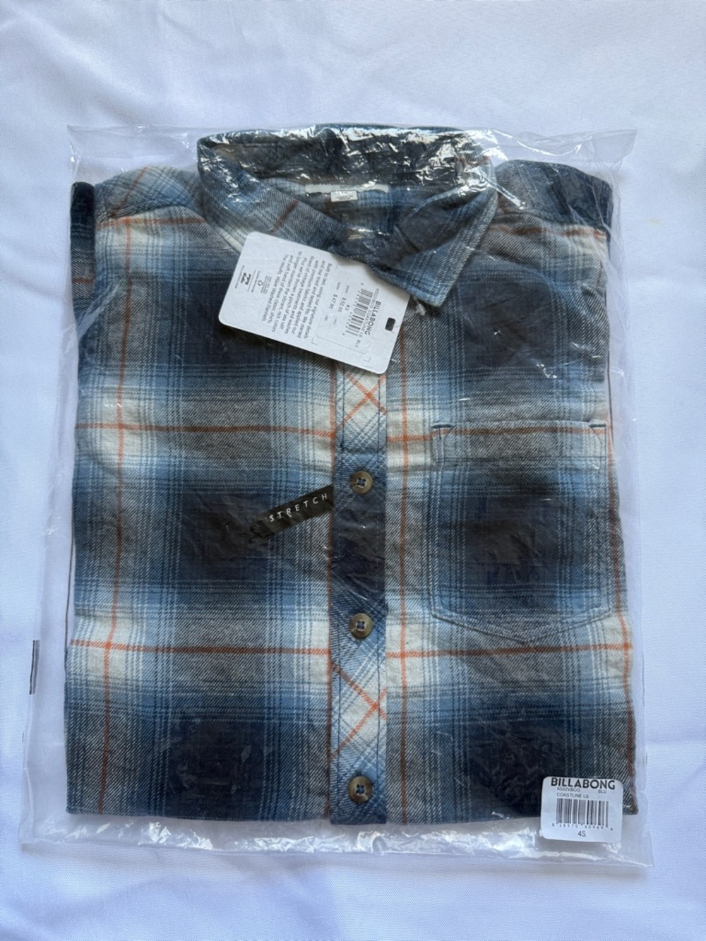 Billabong Kids Blue and Cream Plaid Long-Sleeve Button-Down Flannel Shirt